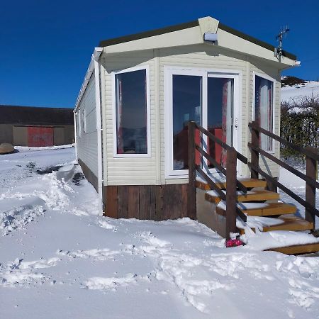 Slieve Croob Cosy Caravan Finnis Extérieur photo